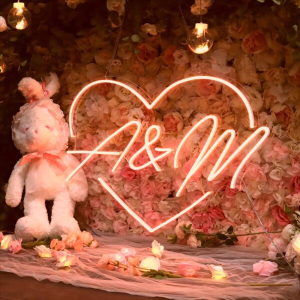 Enseigne LED néon en forme de coeur personnalisée pour mariage - Image 4